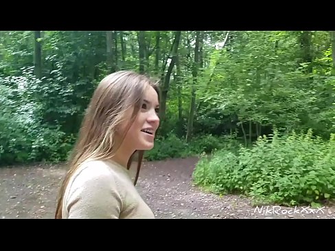❤️ Pasiūliau Evelinai, kad dulkintumėmės viešoje vietoje! Ji sutiko. Tada išdulkinau ją į užpakalį ir pasidariau į burną. Tada ji pasidarė šlapimo. Dulkinimo video prie lt.assistirhentai.ru ️❤