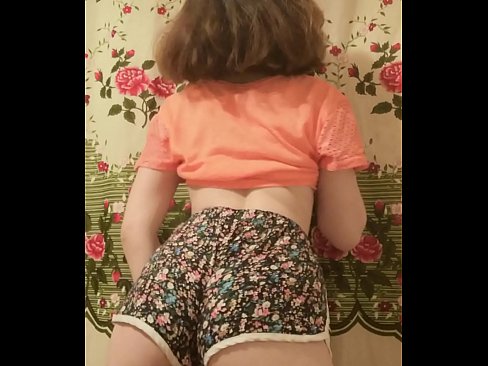 ❤️ Seksuali jauna mažylė nusimeta šortus prieš kamerą Dulkinimo video prie lt.assistirhentai.ru ️❤